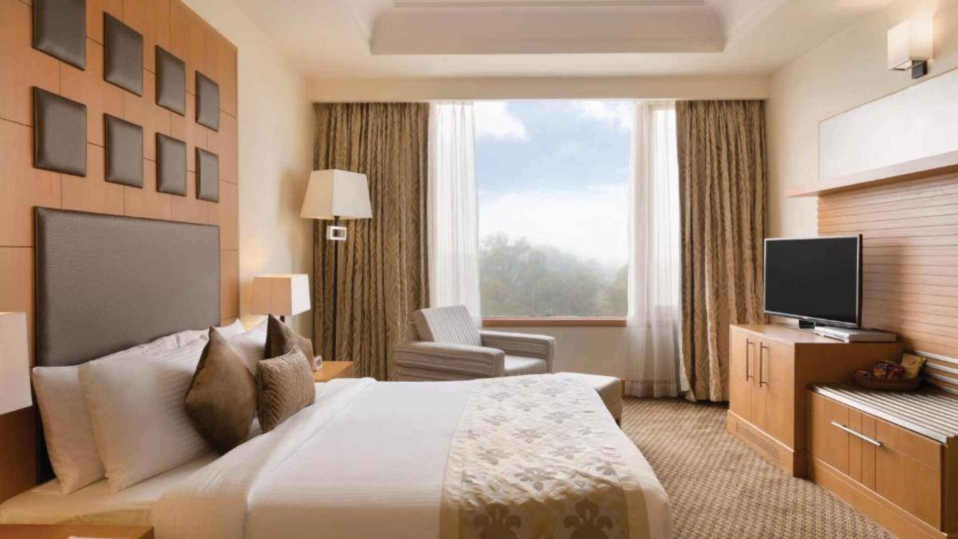 ramada plaza Varanasi